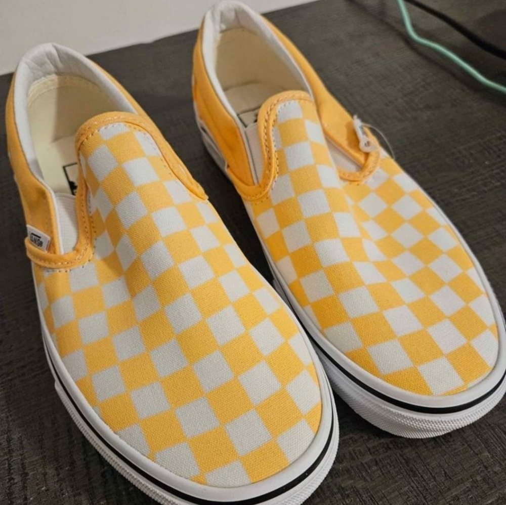 Vans checkered slip on size 7